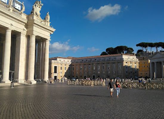 vatican-city/belvedere-courtyard/landmark/parking-trionfale-market-vatican-museums
