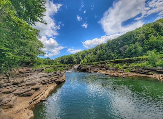 tennessee/appalachian-mountains/landmark/twin-falls
