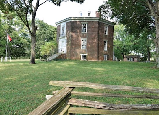 kentucky/bowling-green/landmark/octagon-hall-museum