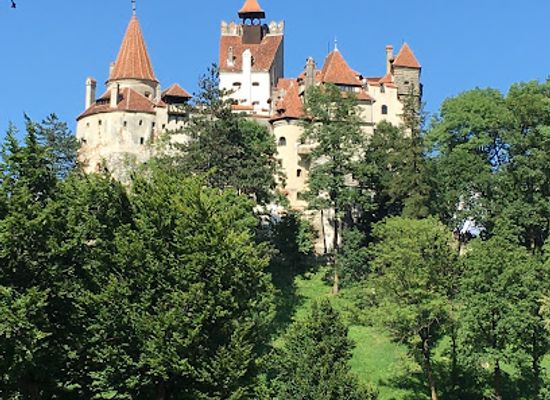 romania/bran-castle-area/landmark/park-view-bran-castle
