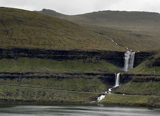faroe-islands/norooyar/landmark/fossa