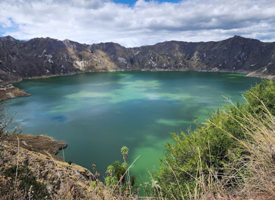ecuador/quilotoa-crater-lake/landmark/la-laguna-quilotoa