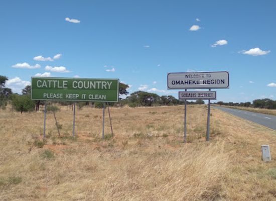 namibia/omaheke/landmark/omaheke-border-sign