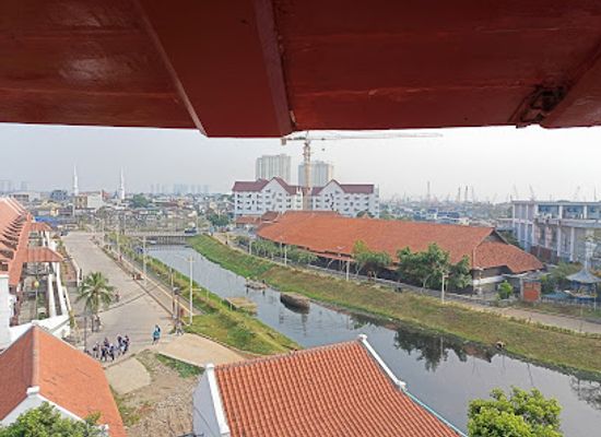 indonesia/jakarta/north-jakarta/landmark/oude-uitkijkpost-in-de-haven-van-soenda-kelapa