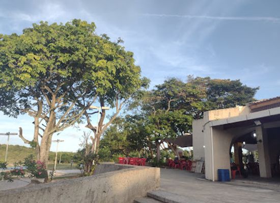brazil/salvador/itapua/landmark/abaete-lagoon