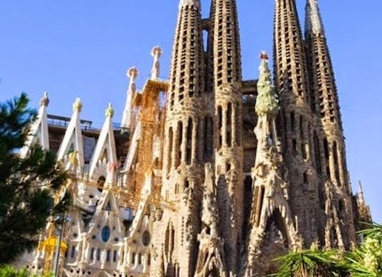 spain/barcelona/landmark/placa-de-gaudi