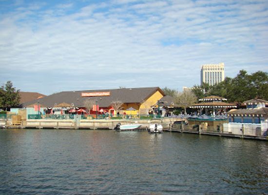 florida/orlando/lake-buena-vista/landmark/west-side