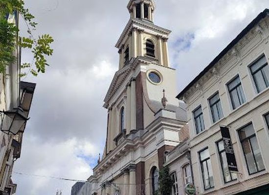 netherlands/rijnmond/landmark/sint-antoniuskathedraal