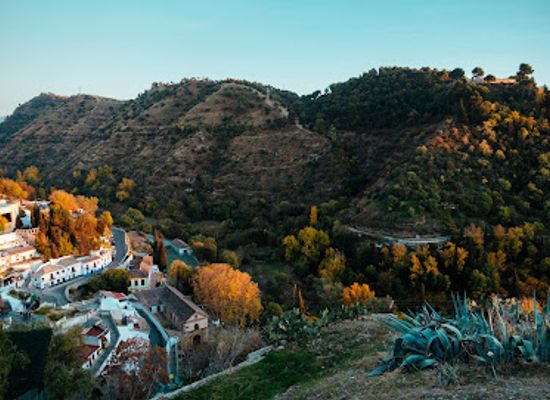 spain/granada/sacromonte/landmark/cuevas-de-sacromonte