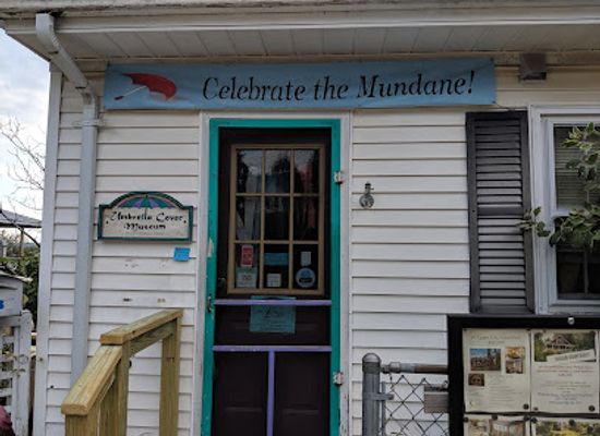 maine/portland/landmark/umbrella-cover-museum
