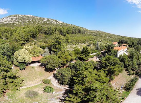 greece/chalkidiki/landmark/petralona-cave