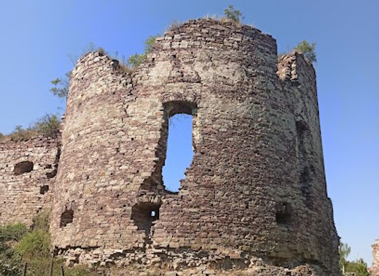 ukraine/ternopil-region/landmark/buchach-castle