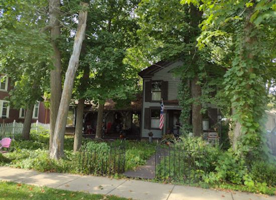 illinois/northwestern-illinois/landmark/lampert-wildflower-house