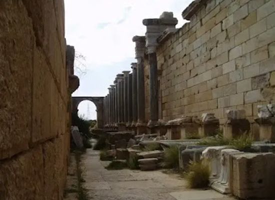 libya/zliten/landmark/colonnaded-street