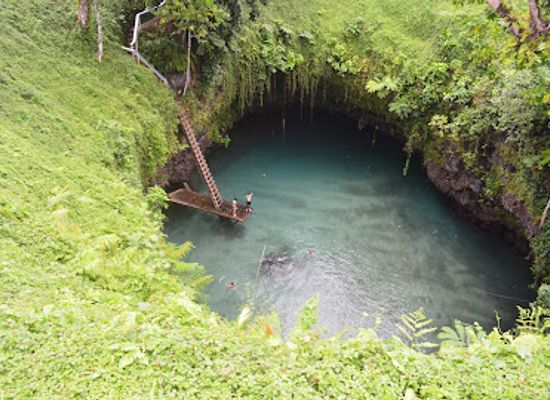 samoa/asau/landmark/to-sua-ocean-trench