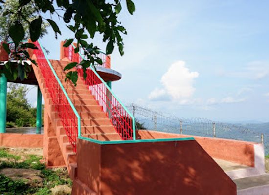 india/tamil-nadu/landmark/manjakuttai-view-point