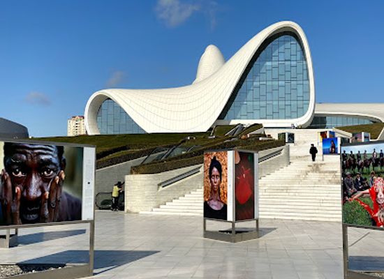 azerbaijan/absheron-peninsula/landmark/haydar-aliyev-museum
