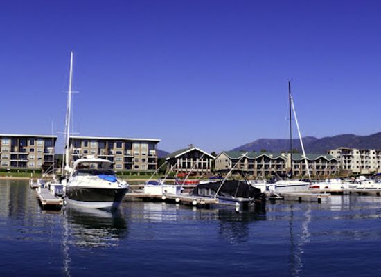 idaho/sandpoint/landmark/seasons-at-sandpoint