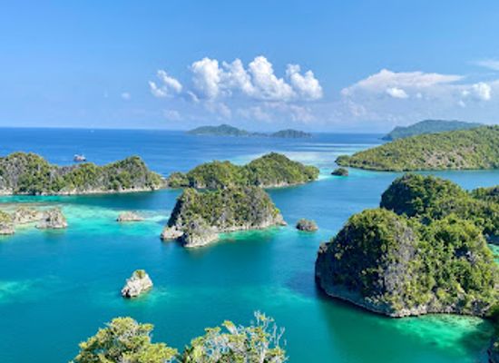 indonesia/south-papua/landmark/piaynemo-raja-ampat