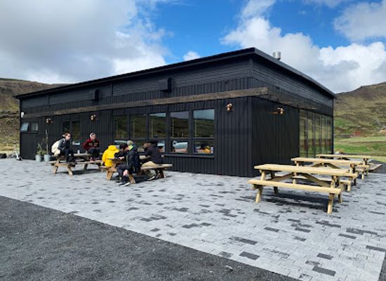 iceland/hveragerði/landmark/reykjadalur-skali-lodge