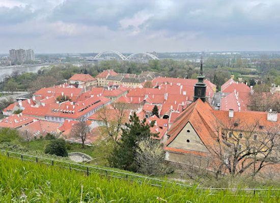 serbia/novi-sad/petrovaradin/landmark/path-to-the-fortress