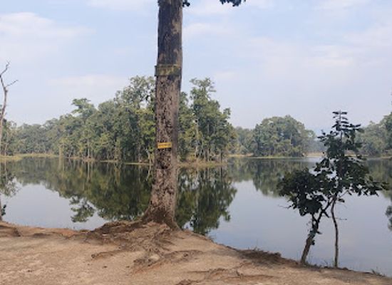 nepal/chitwan/landmark/bis-hazari-lake