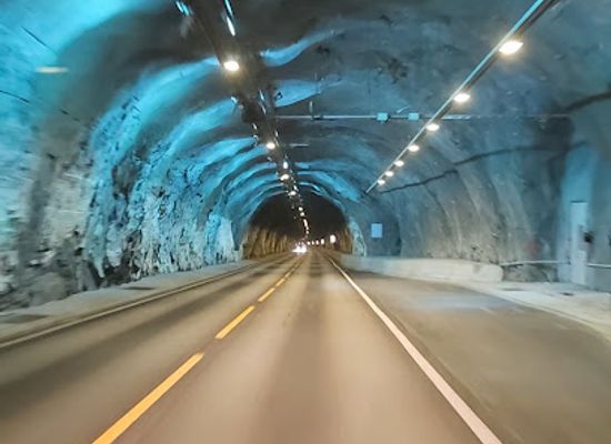 norway/southern-norway/landmark/gudvangatunnel