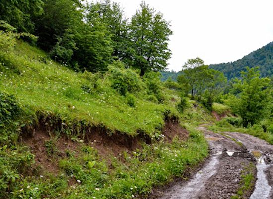 armenia/lori-highlands/landmark/jukhtakvank-monastery