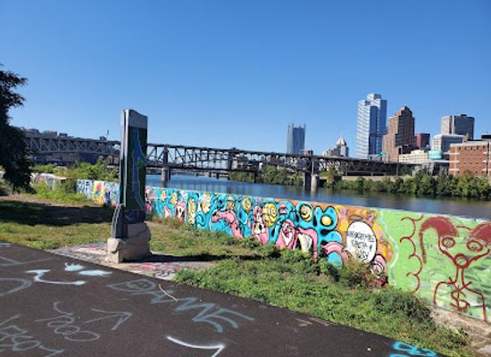 pennsylvania/pittsburgh/landmark/the-color-park