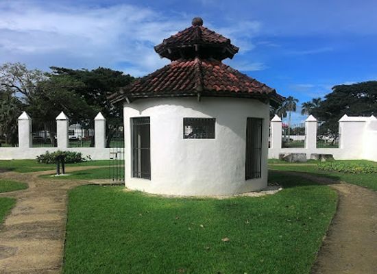 guam/mount-lamlam/landmark/plaza-de-espana