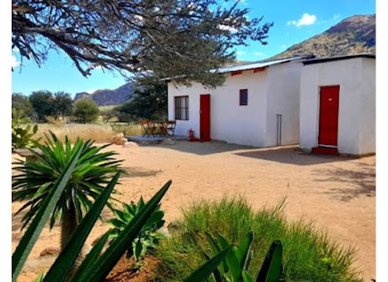 namibia/omaruru/landmark/erongo-rocks-farmhouse-camping