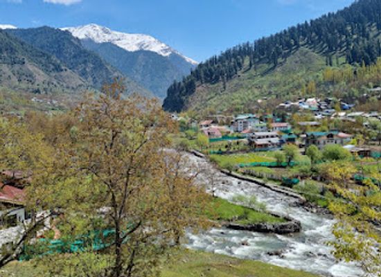 india/kashmir-great-lakes/landmark/overa-aru-wildlife-sanctuary