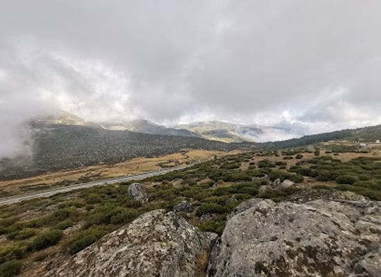 portugal/serra-da-estrela/landmark/miradouro-nave-de-santo-antonio