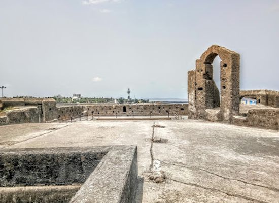 india/west-india/landmark/nani-daman-fort