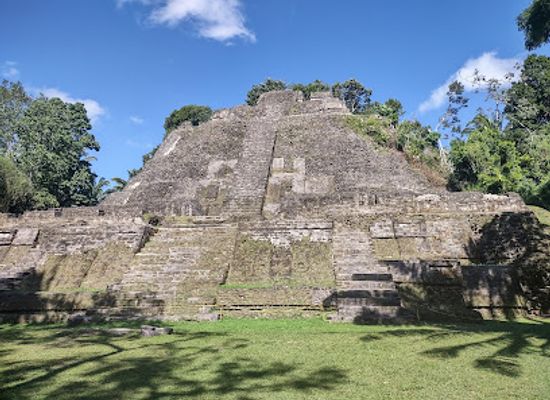 belize/caracol/landmark/lamanai-archaeological-reserve