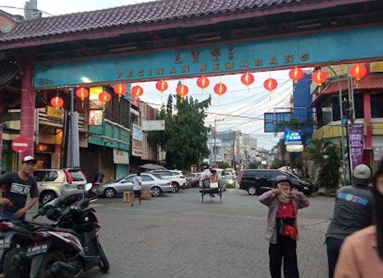 indonesia/semarang/landmark/semawis