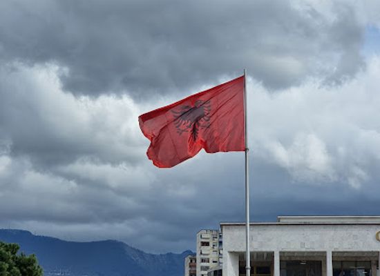 albania/tirana/landmark/albanian-flag