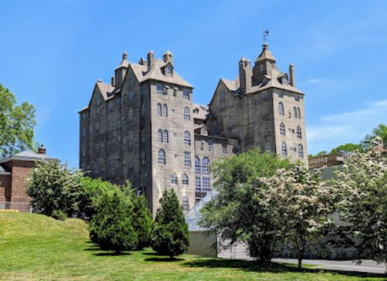 pennsylvania/lehigh-valley/landmark/mercer-museum