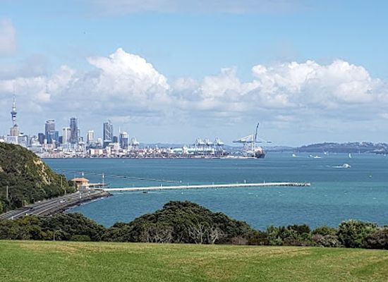 new-zealand/auckland/landmark/michael-joseph-savage-memorial-park