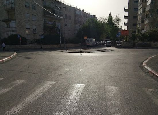 israel/southern-district/landmark/ha-rav-israel-zisel-dvorovich-square
