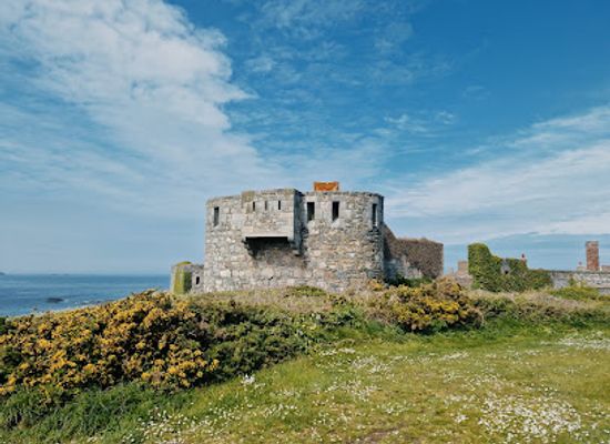 guernsey/st-anne/landmark/fort-tourgis