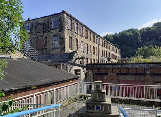 united-kingdom/leeds/landmark/leeds-industrial-museum-at-armley-mills