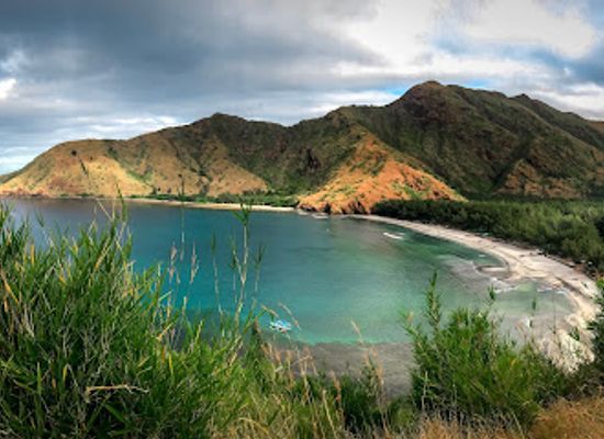 philippines/anawangin-cove/landmark/anawangin-mountain-view