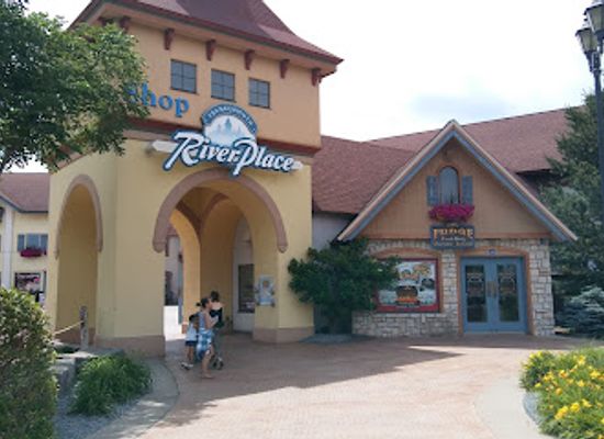 michigan/frankenmuth/landmark/frankenmuth-gift-shop