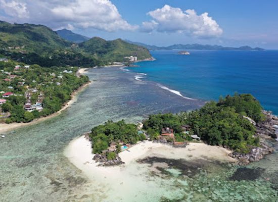 seychelles/beau-vallon/landmark/mare-aux-cochons-trail
