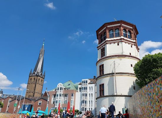 germany/dusseldorf/landmark/rheintreppe