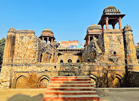 india/delhi/landmark/jahaz-mahal-delhi