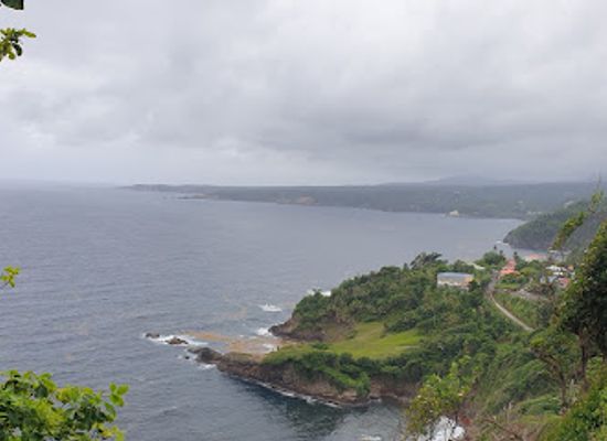 dominica/batalie-beach/landmark/pointe-baptiste-chocolate-factory