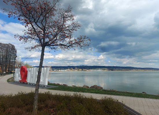 hungary/keszthely/landmark/municipal-beach