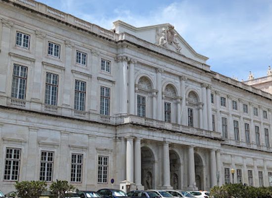 portugal/lisbon/landmark/palacio-nacional-da-ajuda